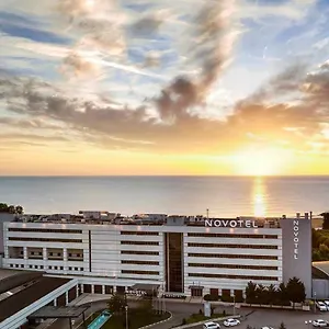 Отель Novotel