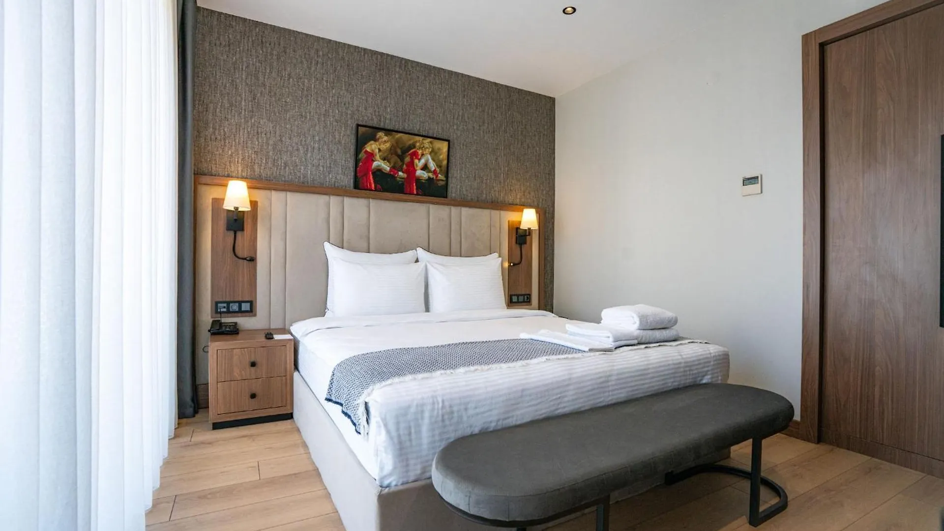 Seatown Residence Трабзон Отель